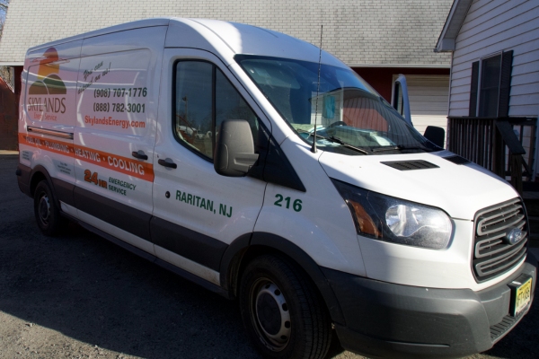 Skylands Energy Service van for professional services